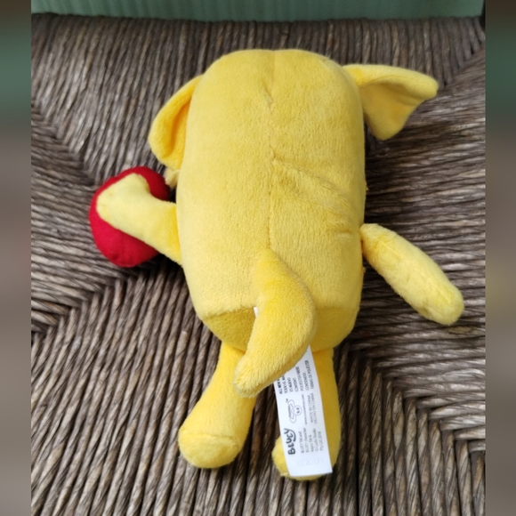 Bluey & Friends Lucky 7" Plush with Football - Picture 4 of 13